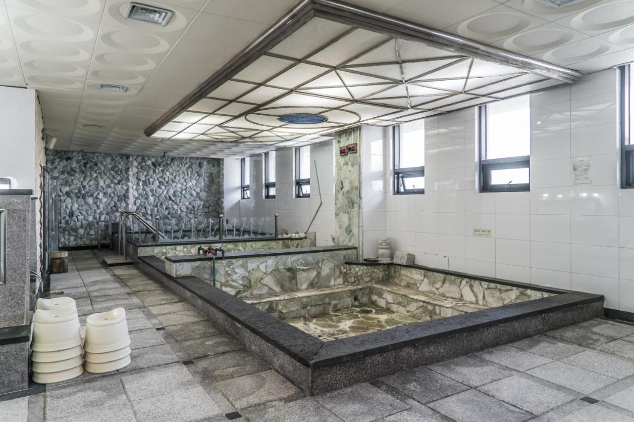 Namhae Sports Park Hotel Εξωτερικό φωτογραφία